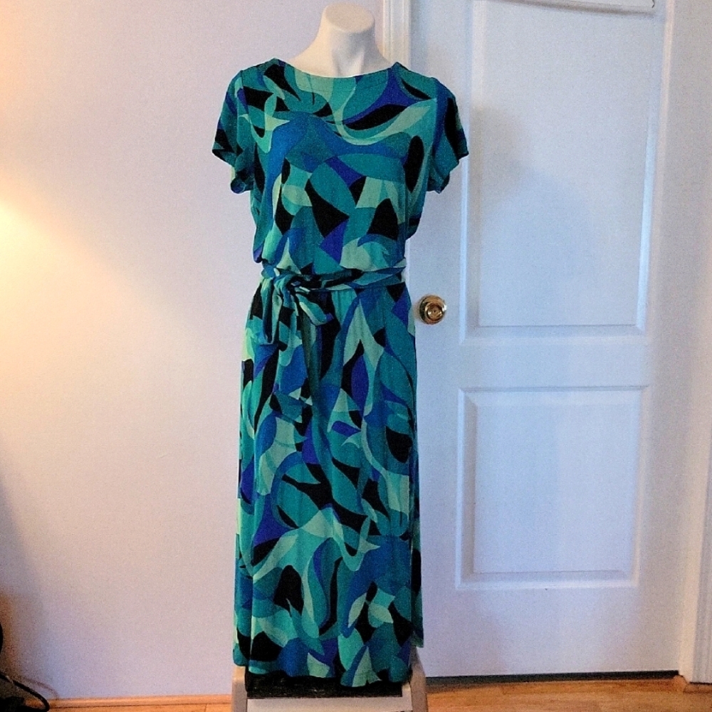 Chico's Travelers Abstract Blue and Green  Dress Size L ( Chico's Size 2)